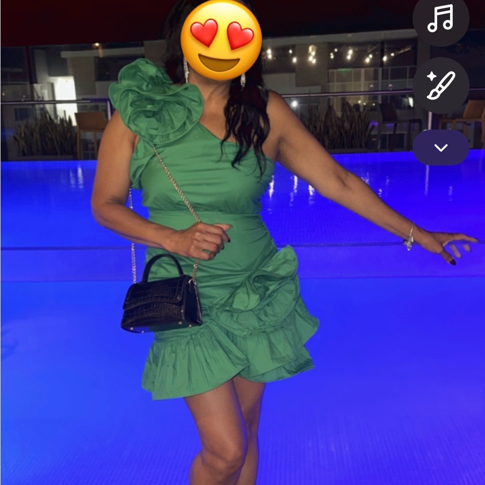 Fashion Nova One-Shoulder Emerald Dress
